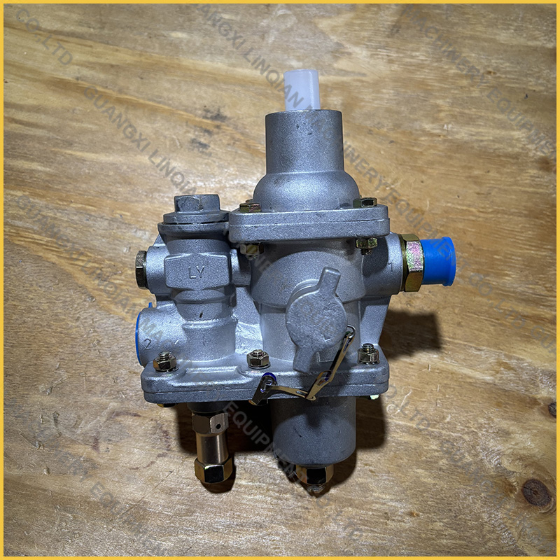 13C1499 COMBINATION VALVE