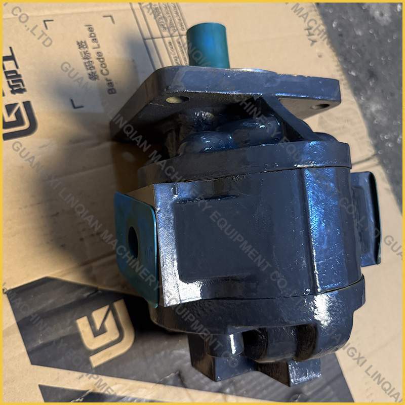 ZL30E GEAR PUMP 11C1017