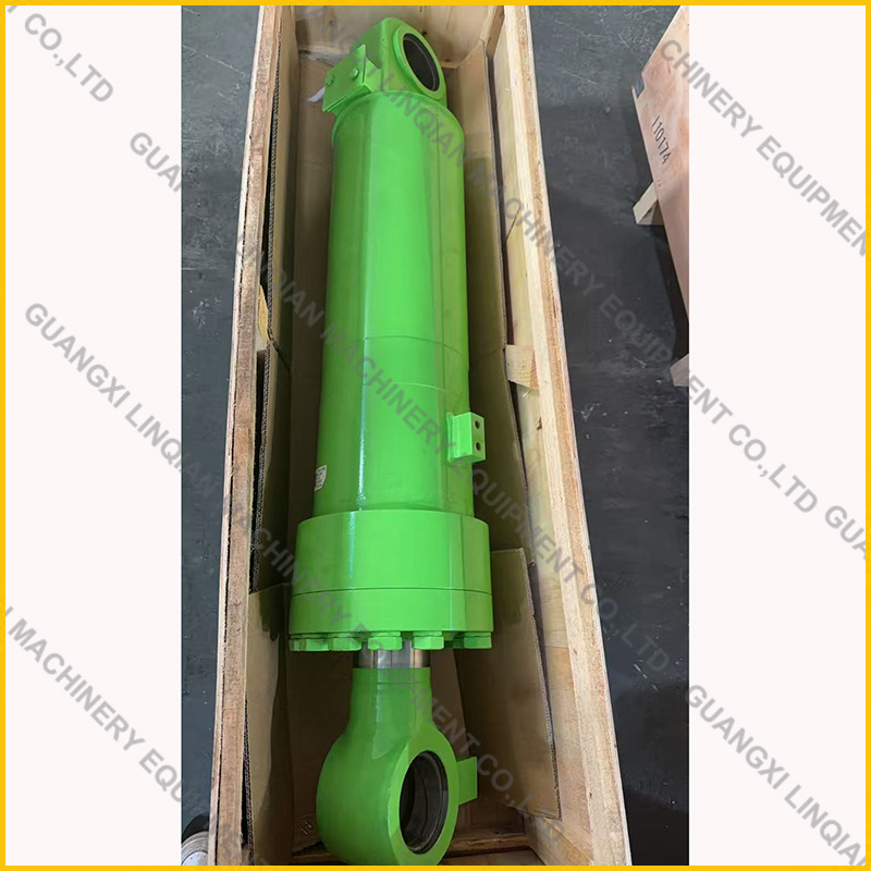 CLG866CN BUCKET CYLINDER 10C5635X0D2