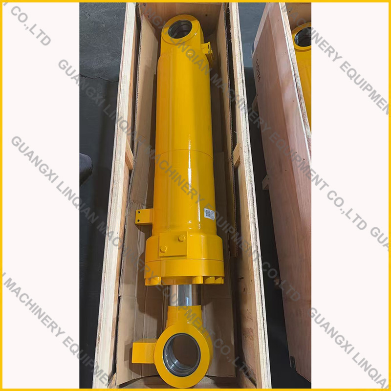 CLG866H BUCKET CYLINDER 10C7713X0