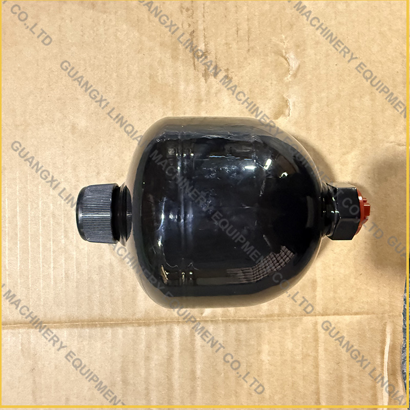13C0537	ACCUMULATOR